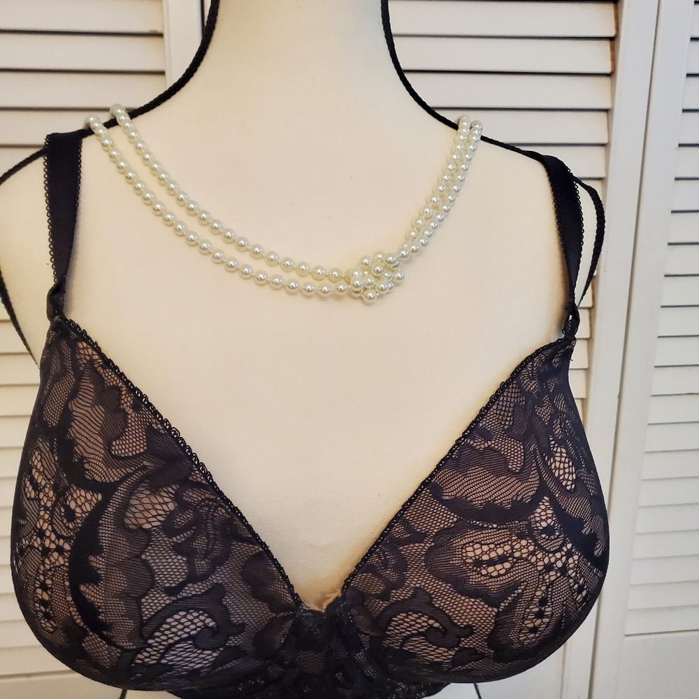 Bali Black Lace Lightly Lined Underwire Bra, Size 42C